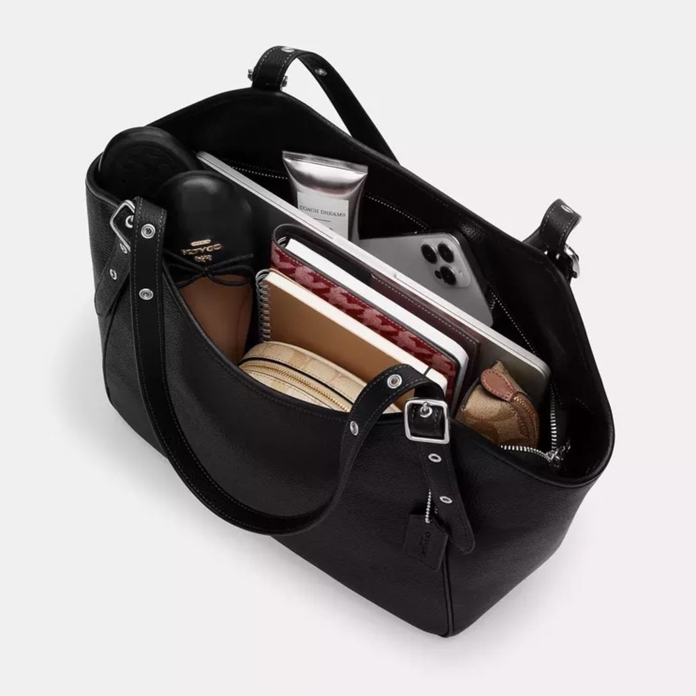 Coach Meadow Shoulder Bag In Signature Canvas (Women Shopping Shoulder Bag) - Picture 5 of 9